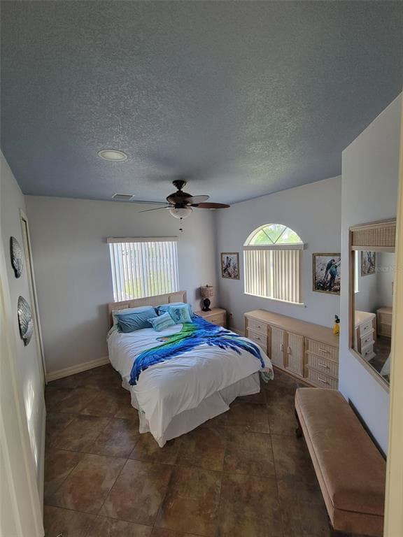 4245 SPIRE STREET photo 14