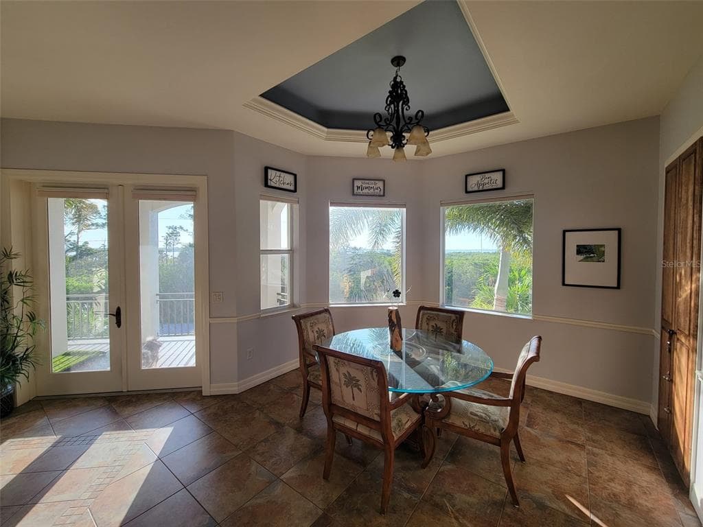 4245 SPIRE STREET photo 21