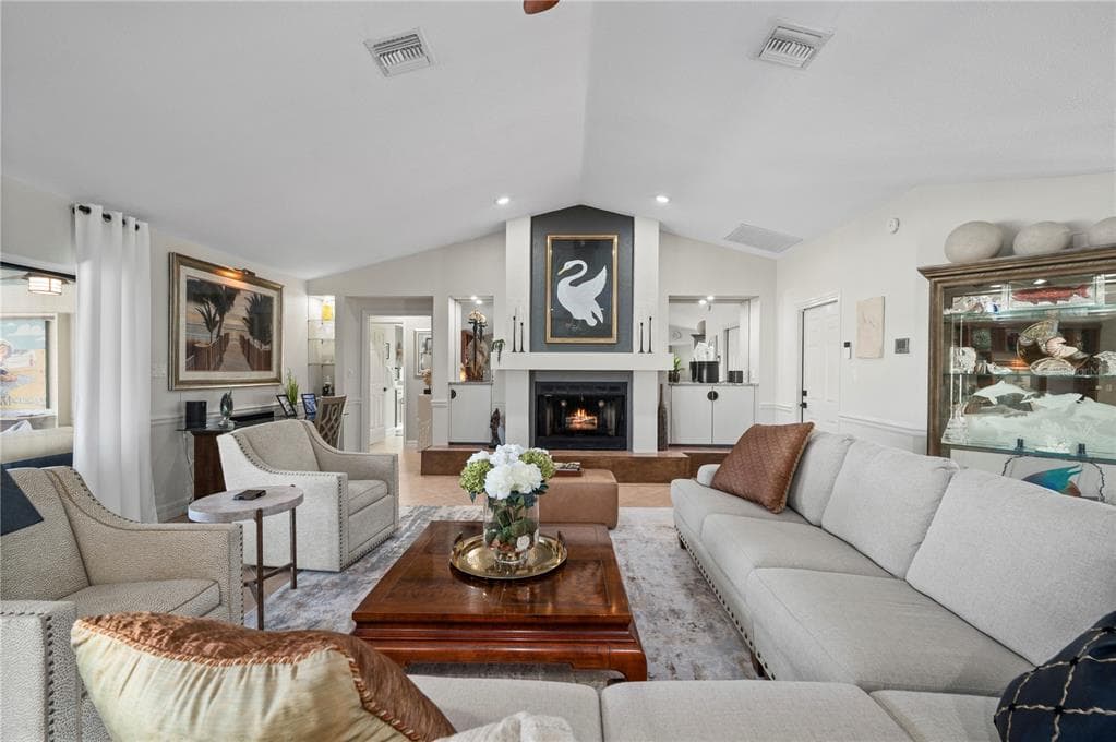 2112 WYATT CIRCLE photo 3