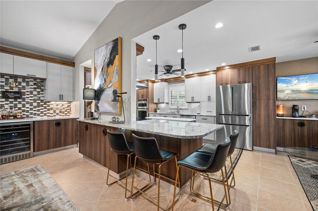 2112 WYATT CIRCLE photo 4