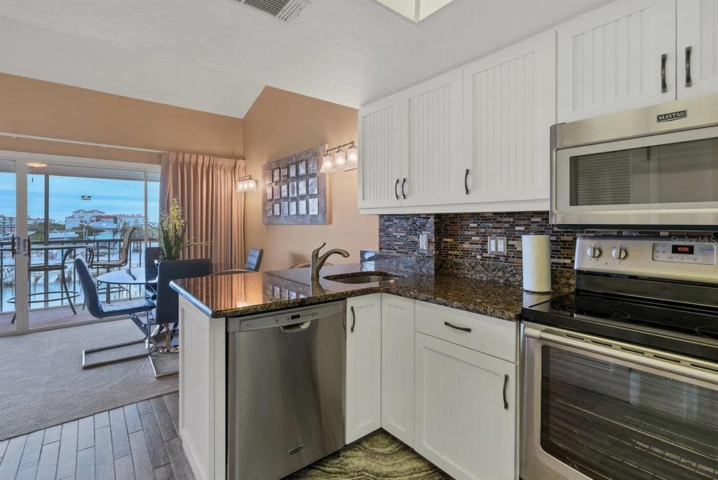 7070 PLACIDA ROAD 1231 photo 8