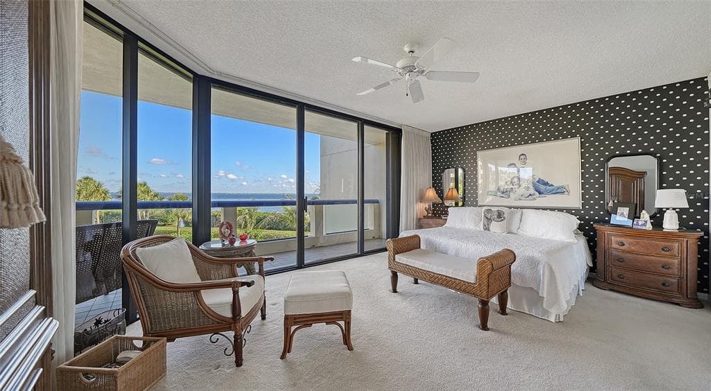 2110 HARBOURSIDE DRIVE 523 photo 18