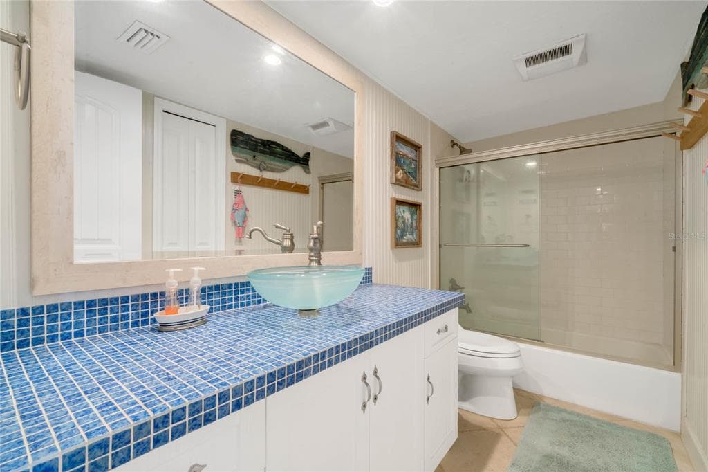 6727 TURTLEMOUND ROAD 418 photo 4
