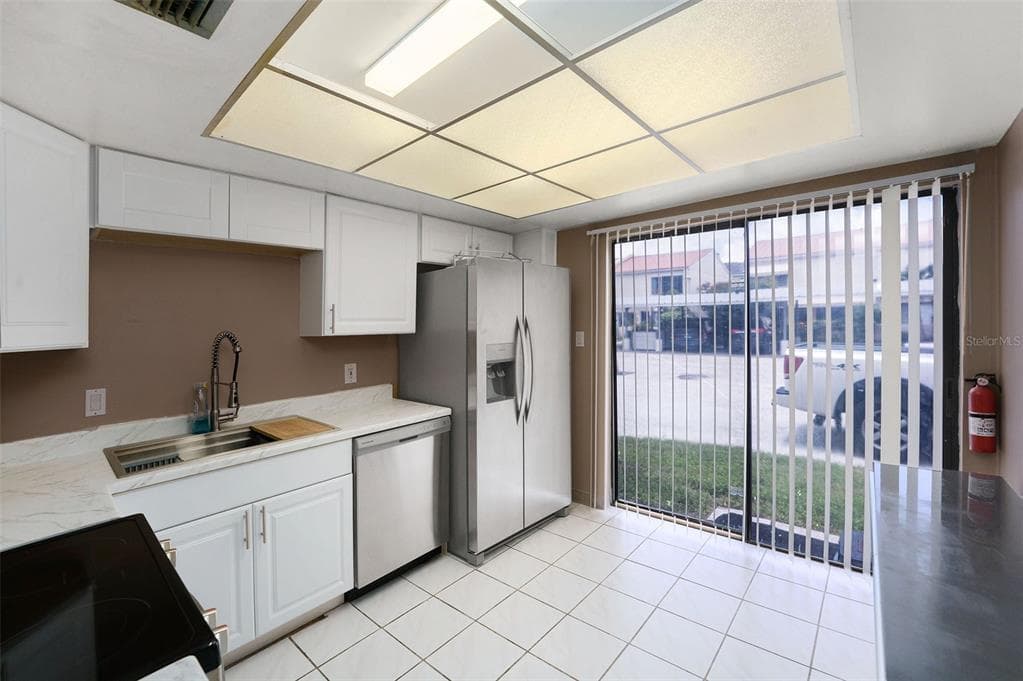 8719 COVE COURT 10 photo 11