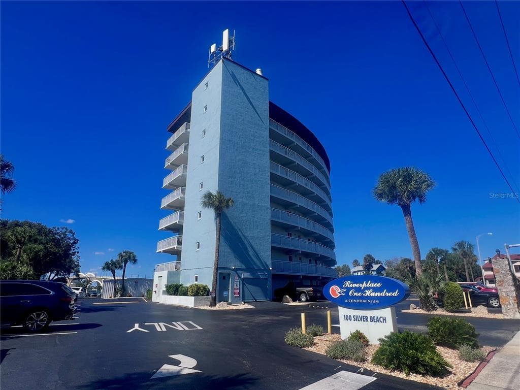 100 SILVER BEACH AVENUE #720 2