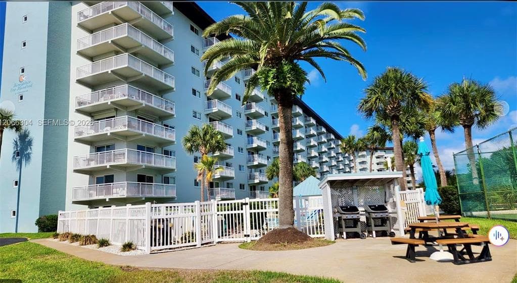 100 SILVER BEACH AVENUE #720 5