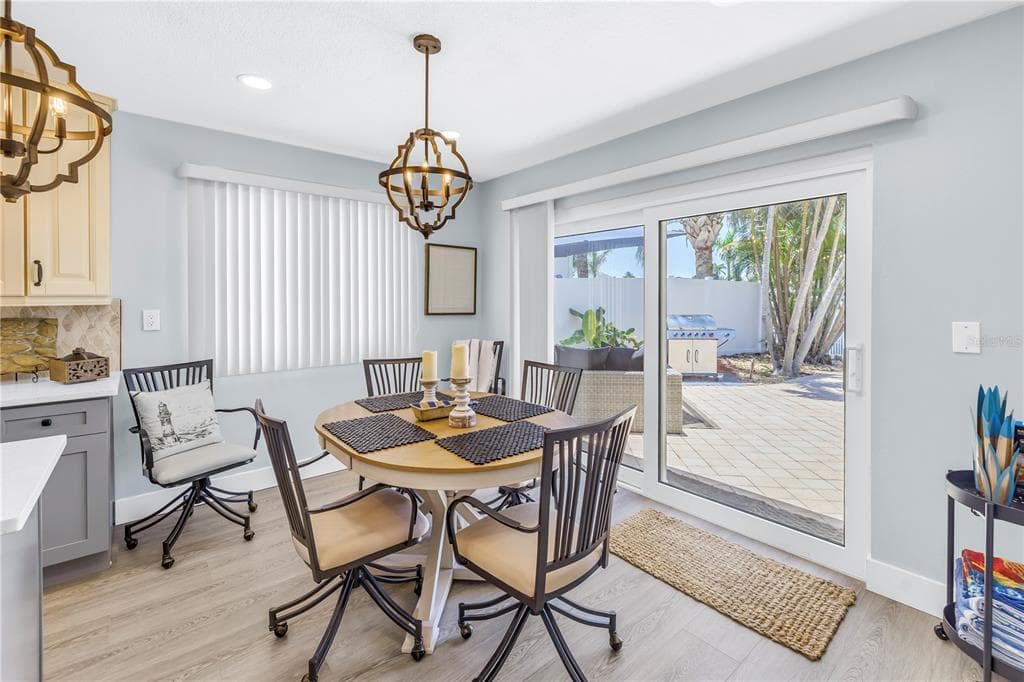 10128 YACHT CLUB DRIVE photo 16