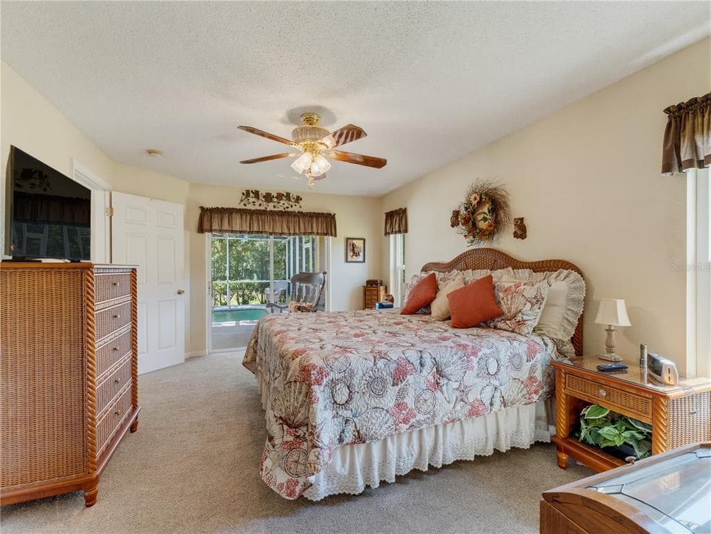 9121 BELLAMY COURT photo 23