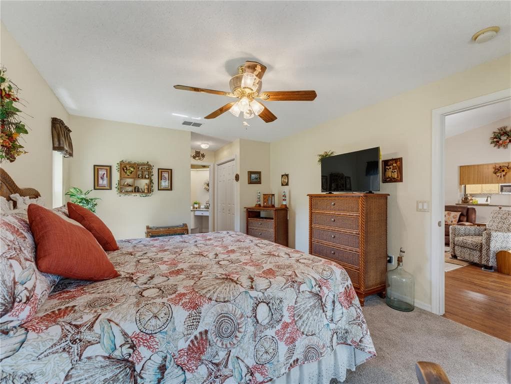 9121 BELLAMY COURT photo 22