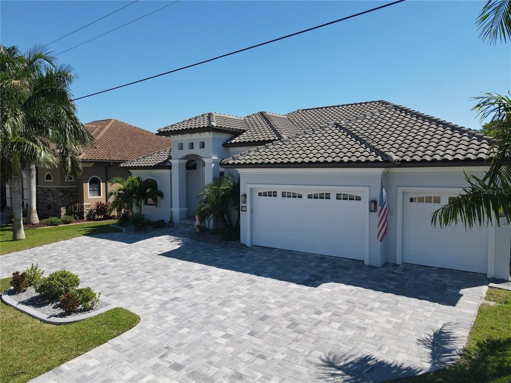 319 TRIESTE DRIVE 3