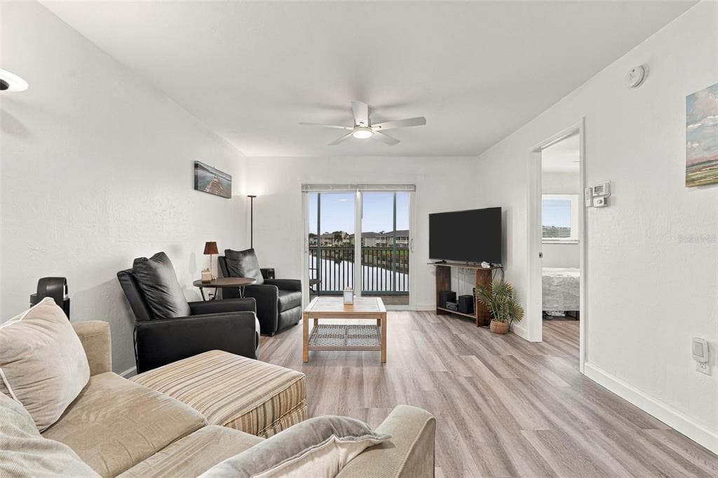 12538 SW KINGSWAY CIRCLE 1008 photo 20
