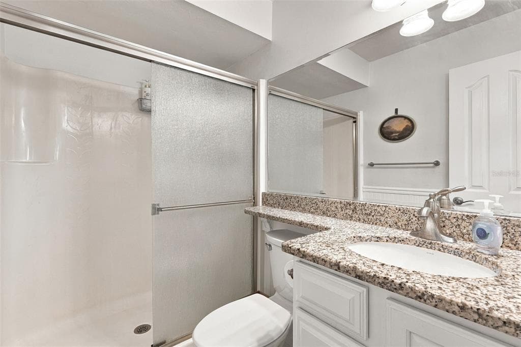 12538 SW KINGSWAY CIRCLE 1008 photo 9