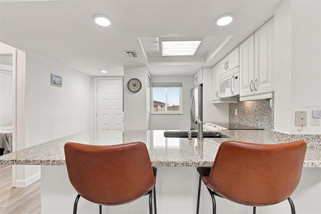 12538 SW KINGSWAY CIRCLE 1008 photo 4
