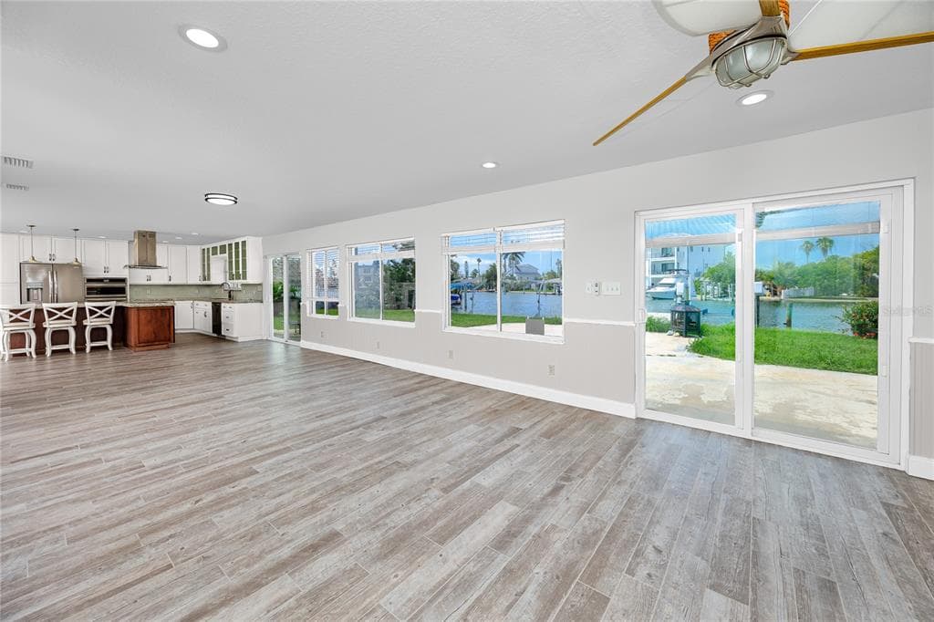 600 NORMANDY ROAD photo 19