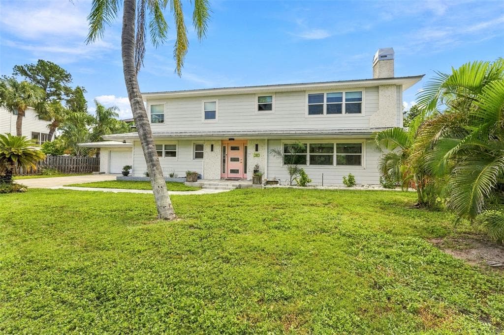 135 HARBOR DRIVE 2