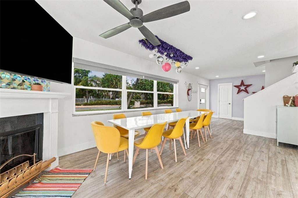135 HARBOR DRIVE photo 10