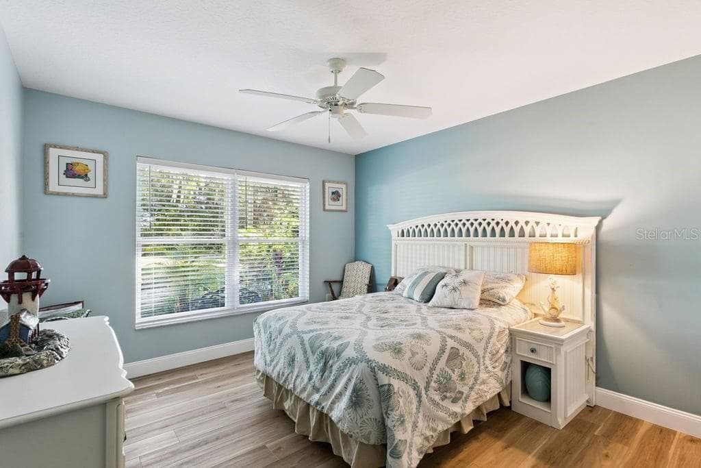 30749 GLENN DRIVE photo 22