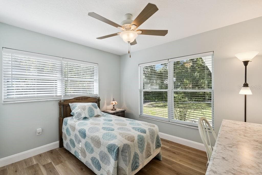 30749 GLENN DRIVE photo 20