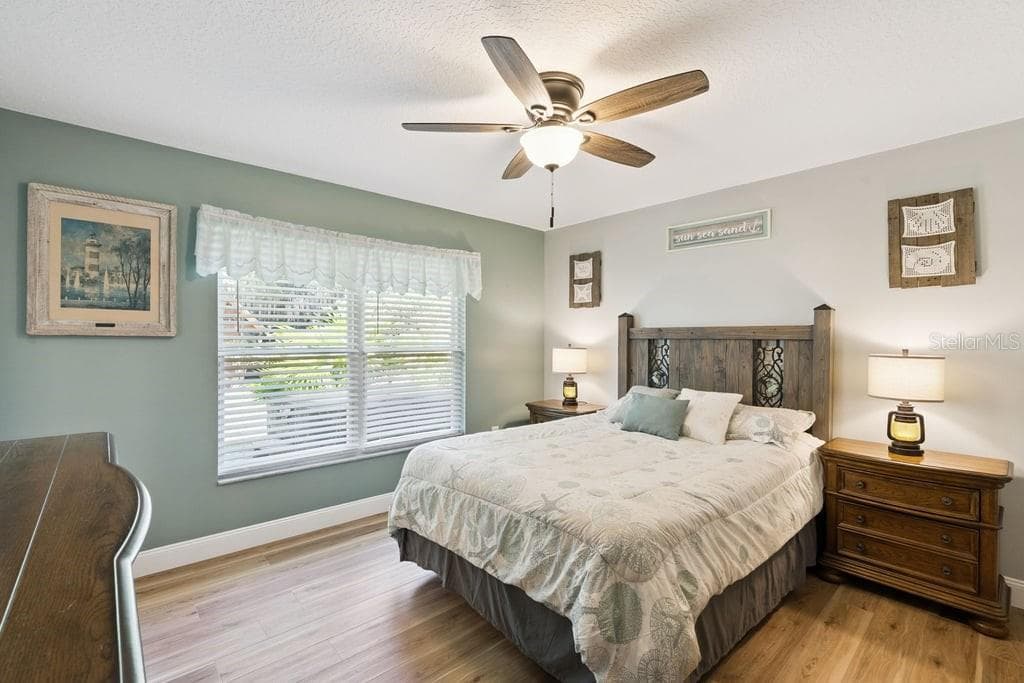 30749 GLENN DRIVE photo 18