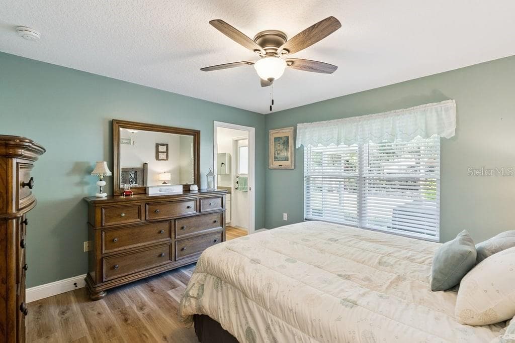 30749 GLENN DRIVE photo 19