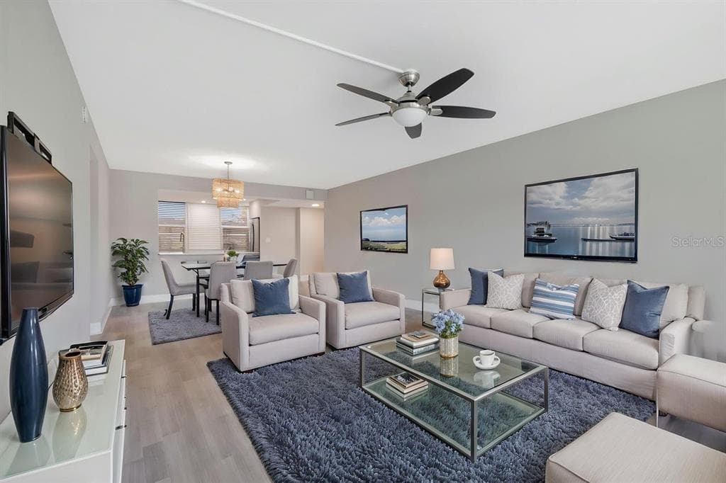 7645 SUN ISLAND DRIVE S 101 photo 13