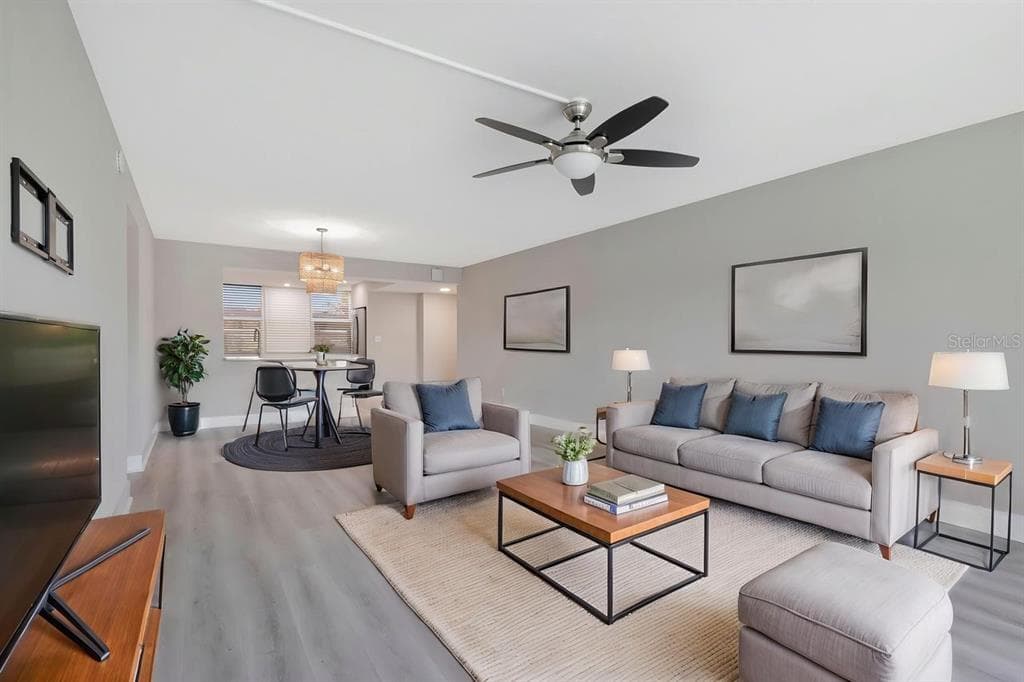 7645 SUN ISLAND DRIVE S 101 photo 12
