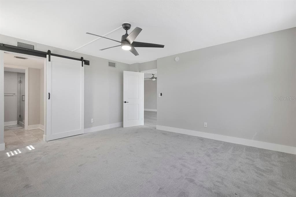 7645 SUN ISLAND DRIVE S 101 photo 22