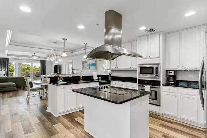 100 BAYSIDE DRIVE 101 photo 6