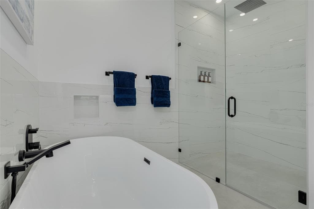 7609 DEEDRA CIRCLE photo 23