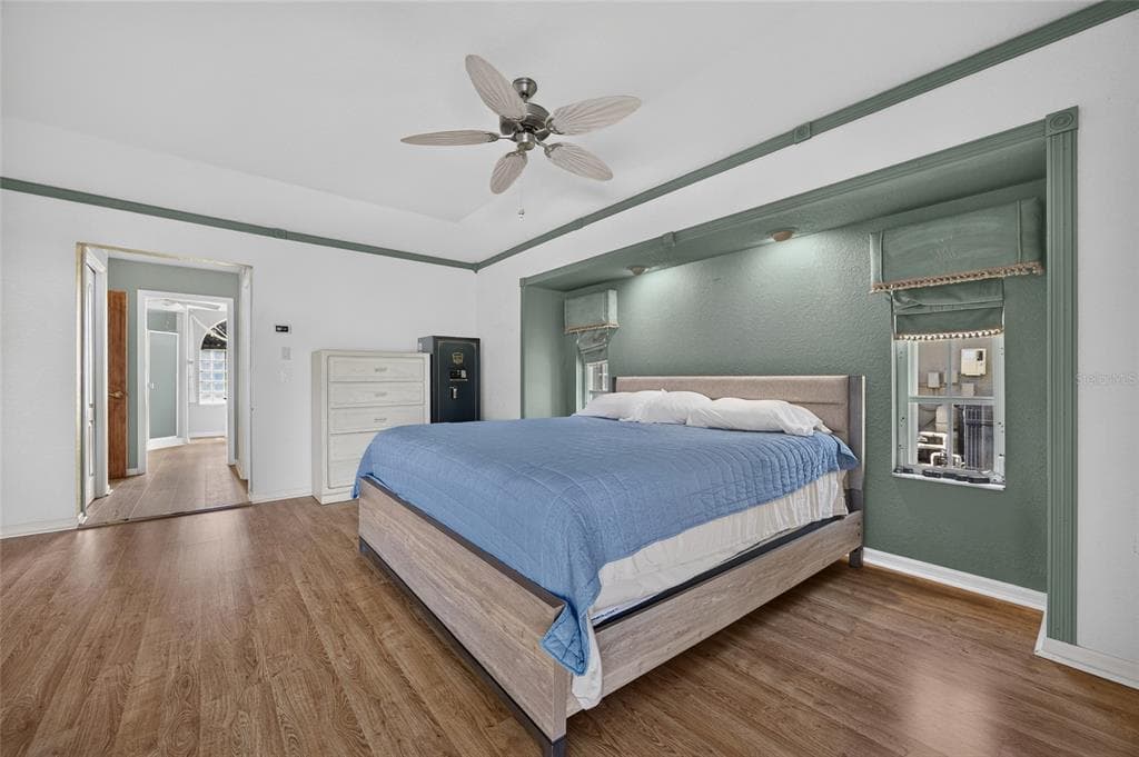 112 GREAT ISAAC COURT photo 19