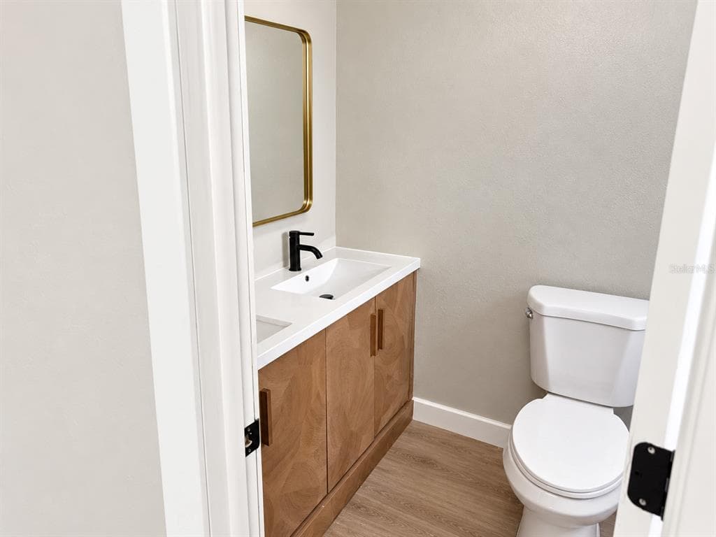7234 JENNER AVENUE photo 10