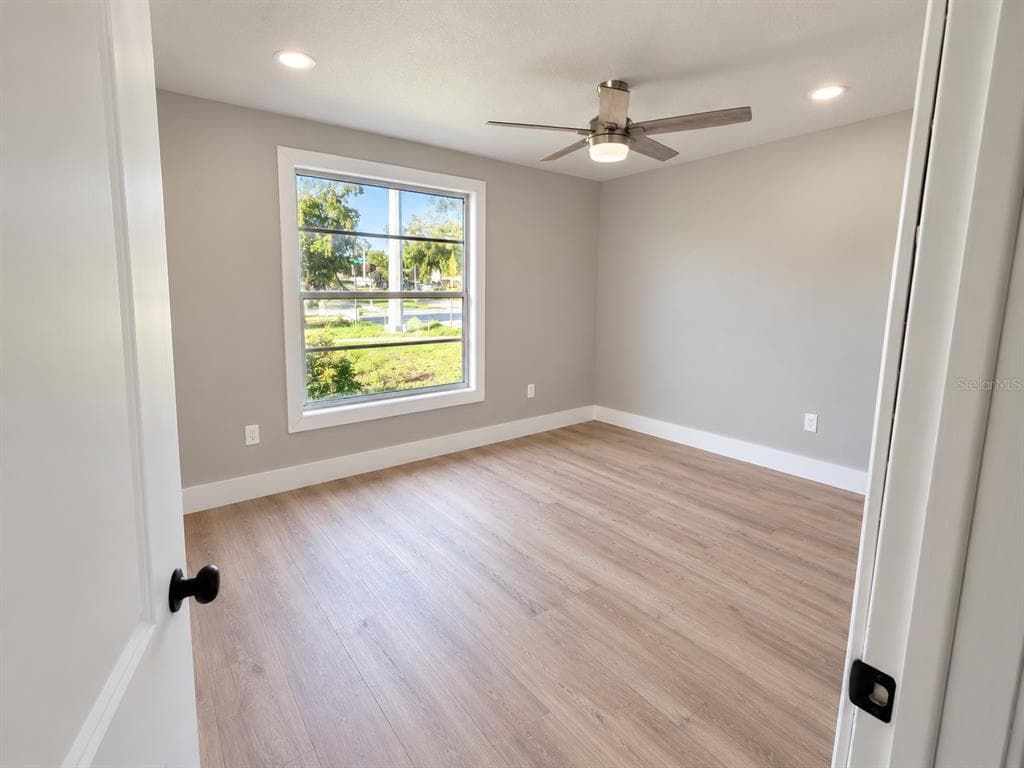 7234 JENNER AVENUE photo 15