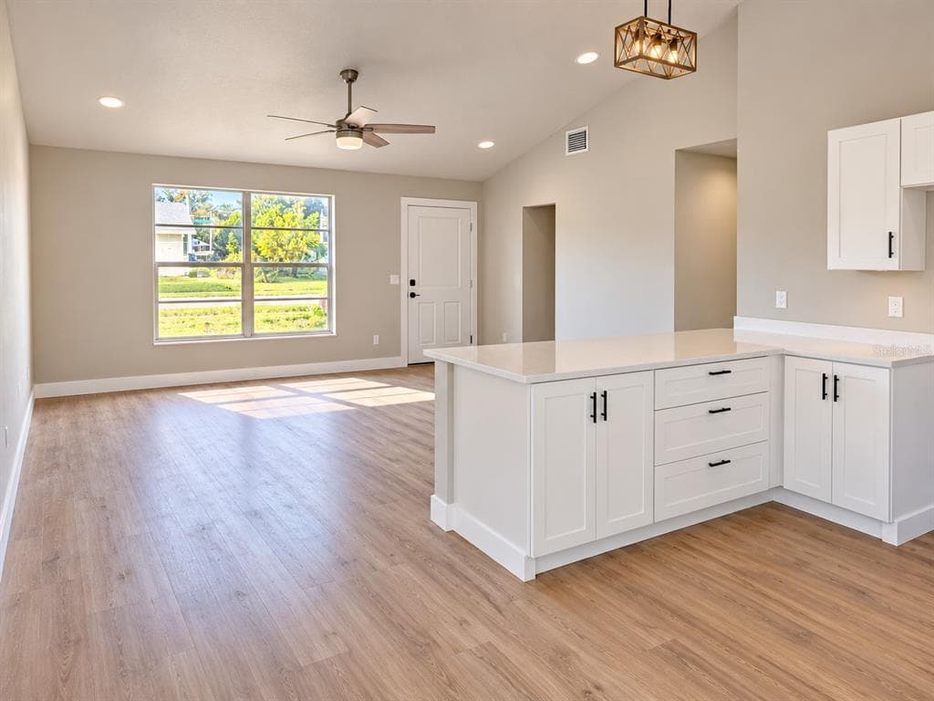 7234 JENNER AVENUE photo 4