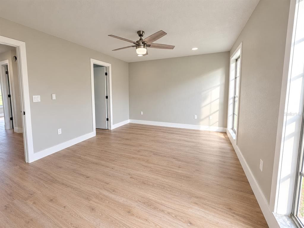 7234 JENNER AVENUE photo 8