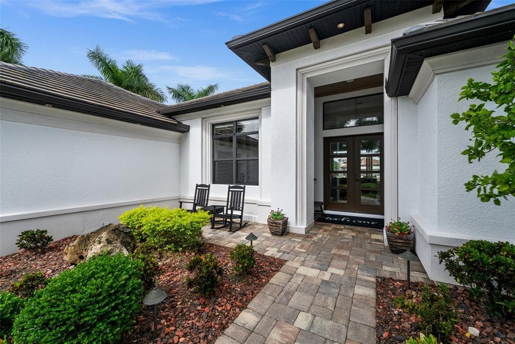 5205 SUNSET COURT photo 7