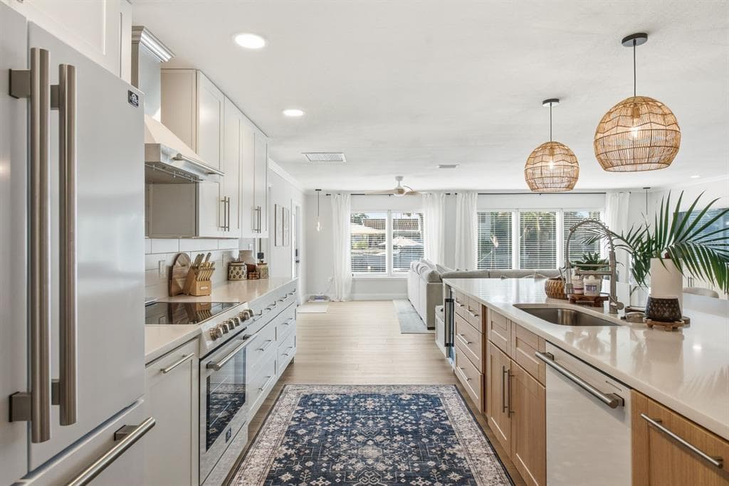 3932 SHORE ACRES BOULEVARD NE photo 5