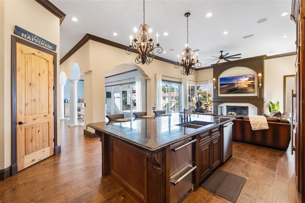 9805 COMPASS POINT WAY photo 23