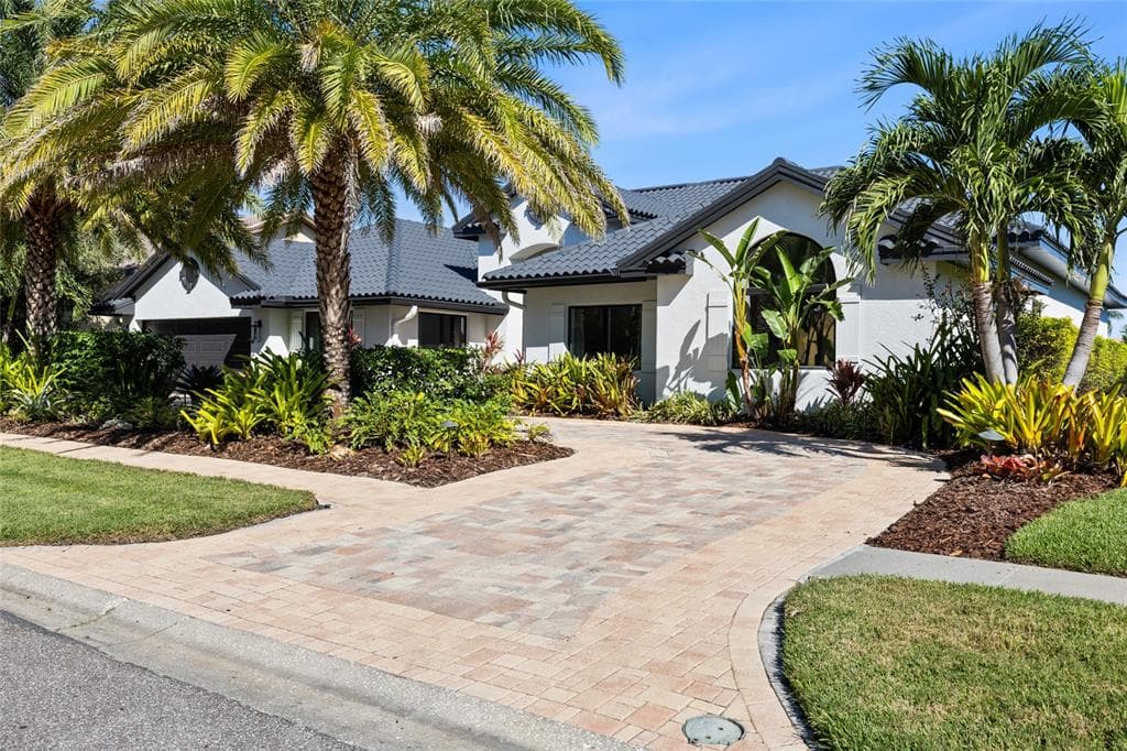 9805 COMPASS POINT WAY photo 6