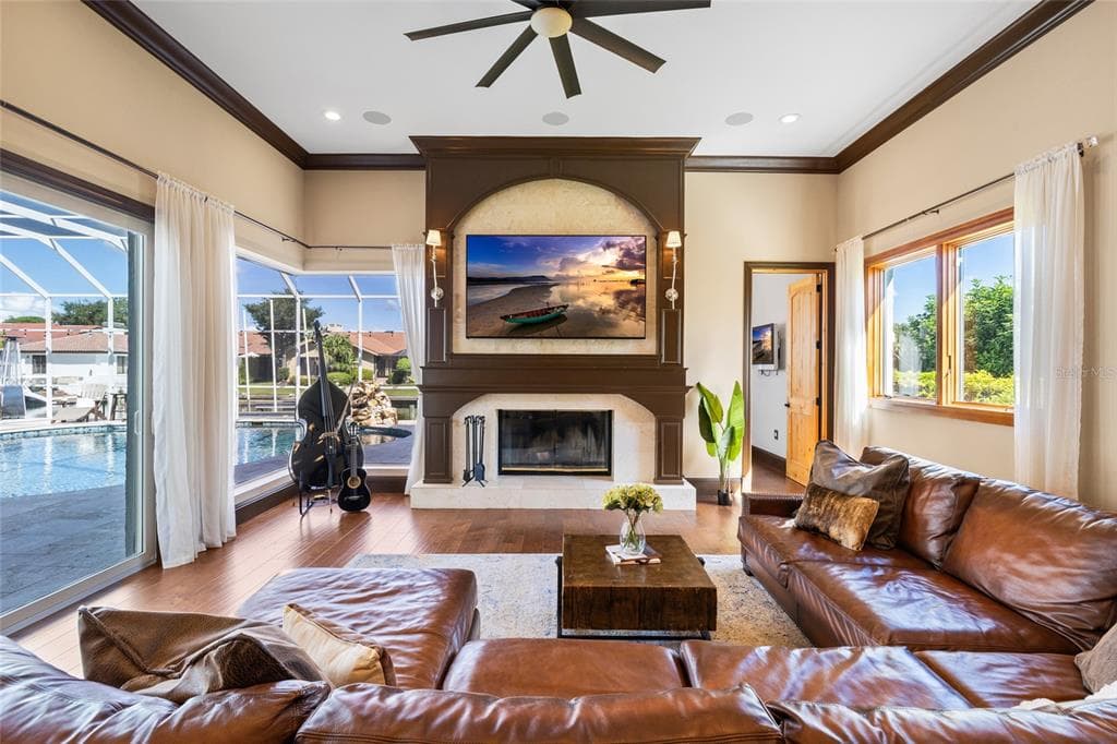 9805 COMPASS POINT WAY photo 25