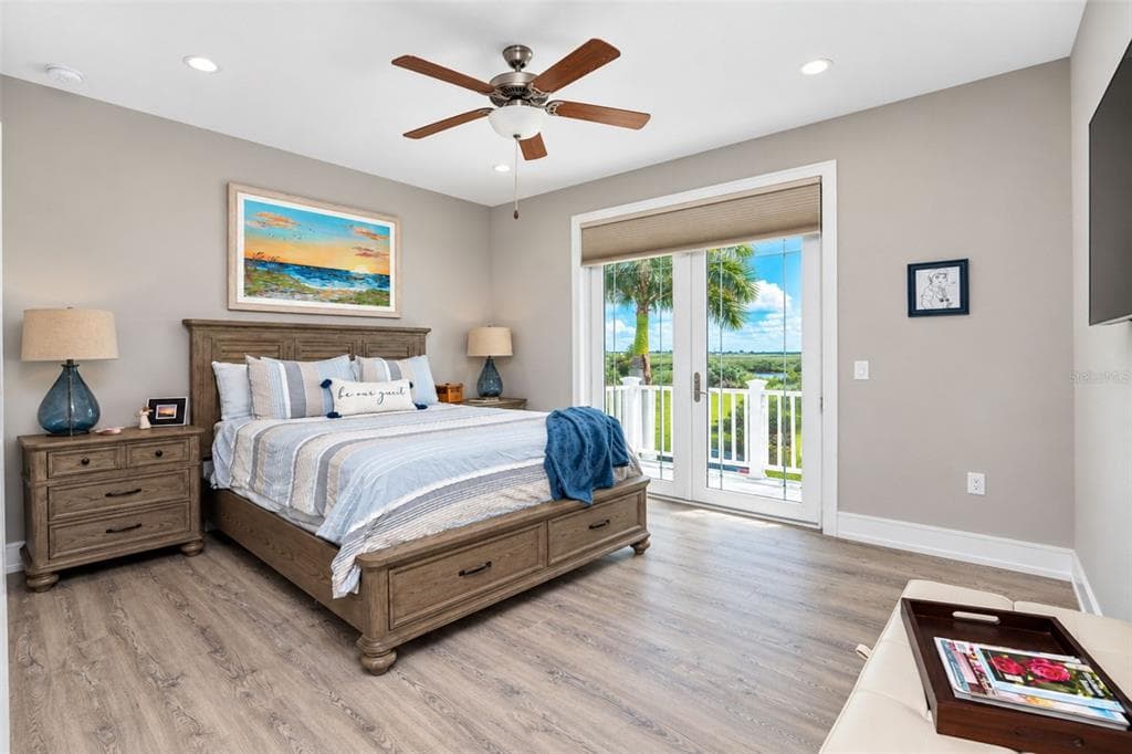 5447 SEA EDGE DRIVE photo 19