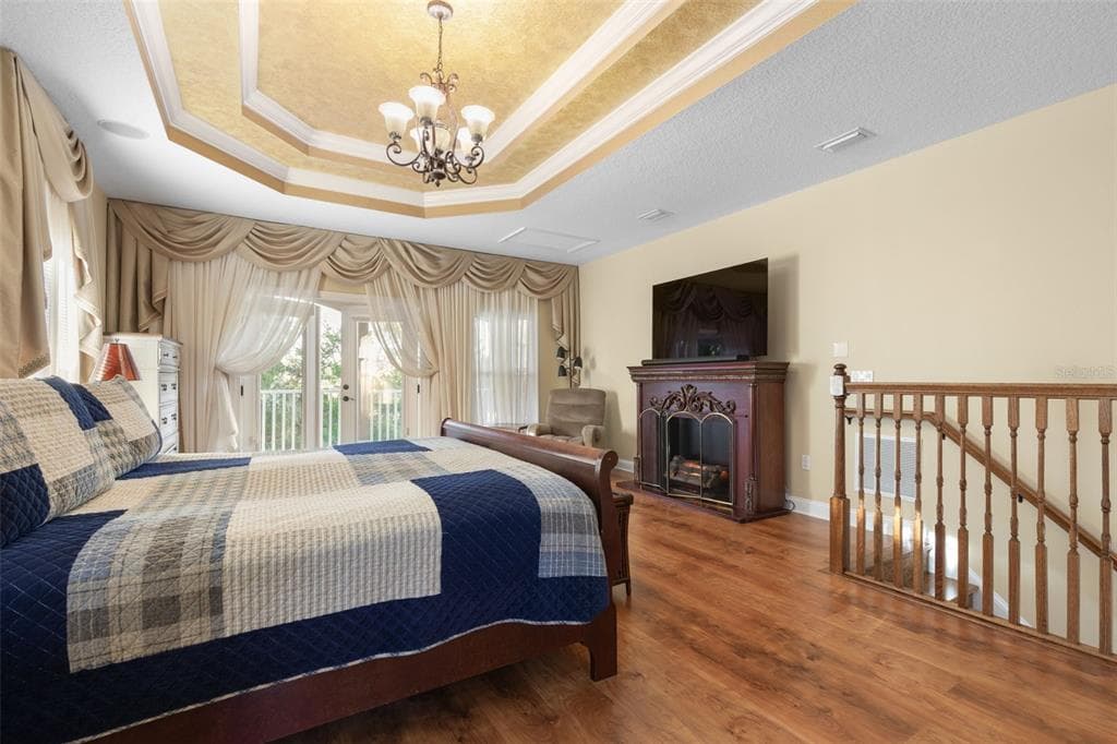 25 EMERALD LAKE COURT photo 18