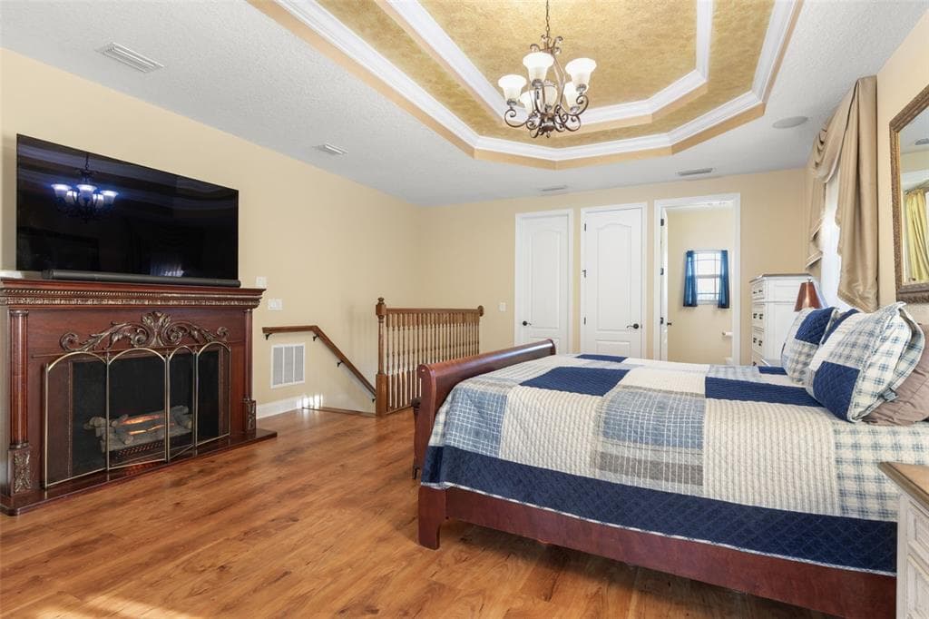 25 EMERALD LAKE COURT photo 19
