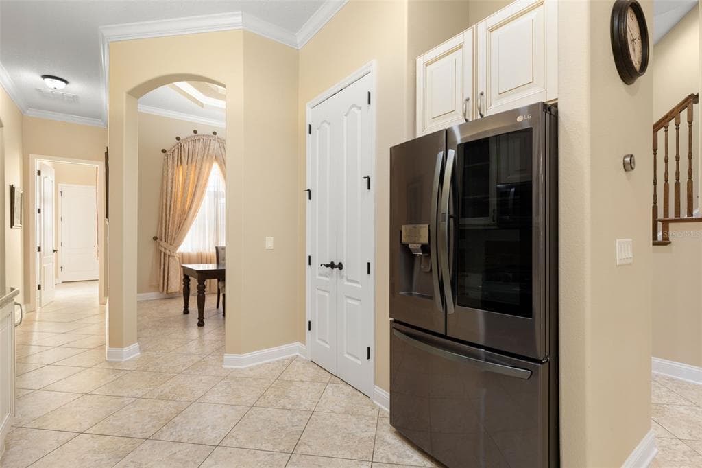25 EMERALD LAKE COURT photo 8