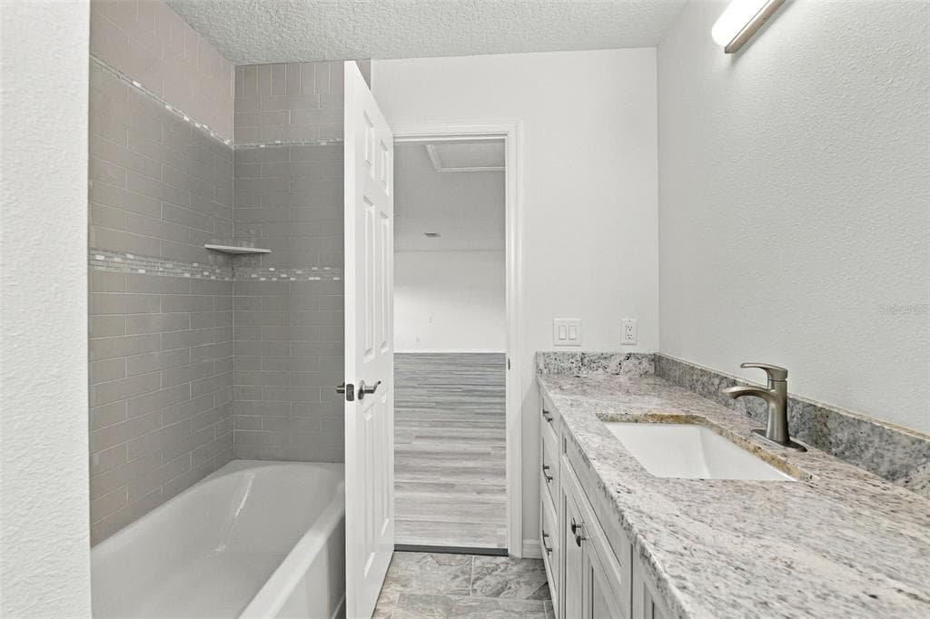 4516 GULFSTREAM DRIVE photo 10