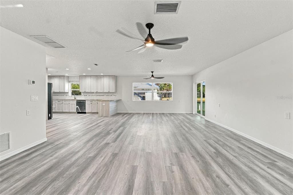 4516 GULFSTREAM DRIVE photo 4