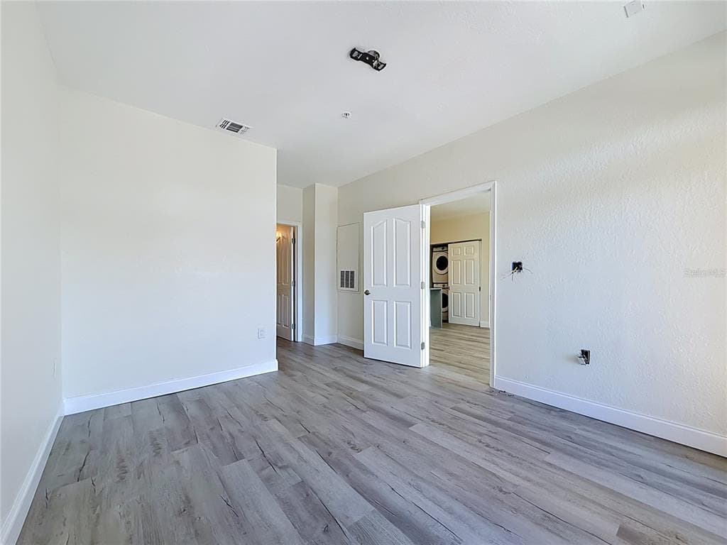 5000 CULBREATH KEY WAY 8-207 photo 23