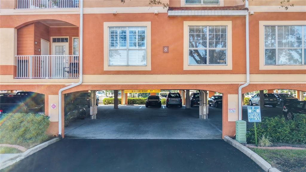 5000 CULBREATH KEY WAY 8-207 photo 8