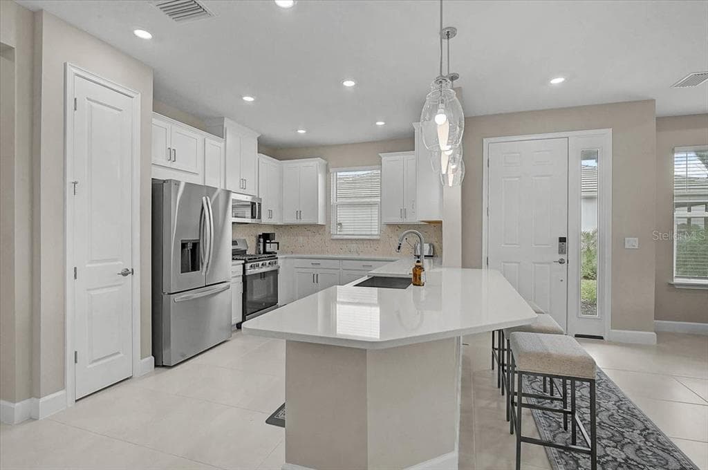 7782 WANING MOON WAY photo 4