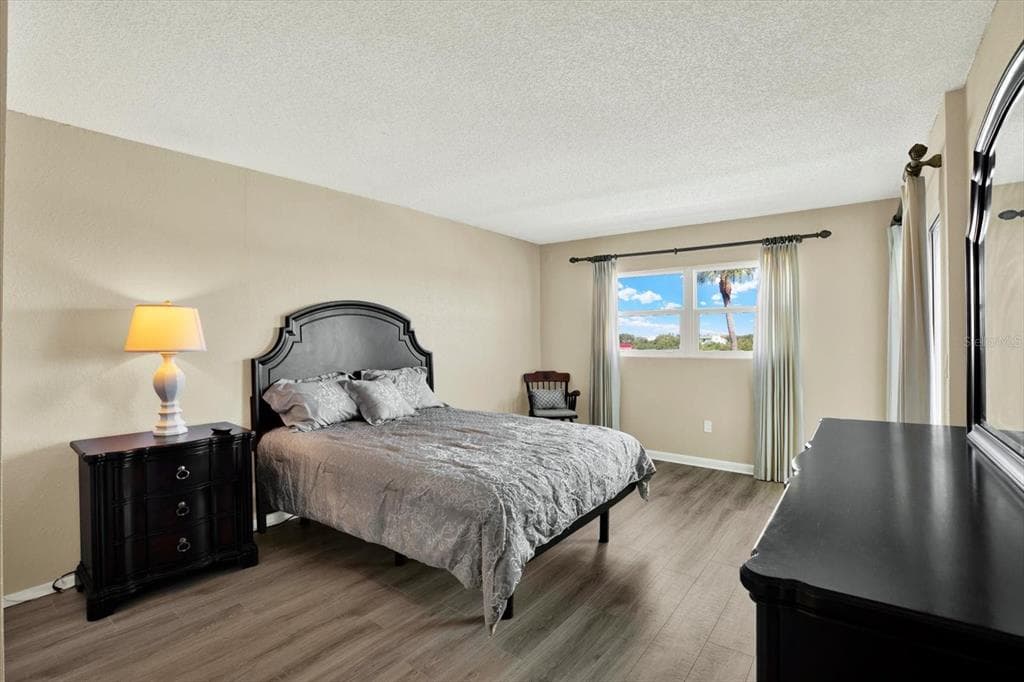 10216 REGAL DRIVE 404 photo 12