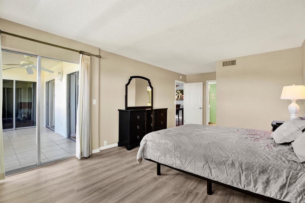 10216 REGAL DRIVE 404 photo 14